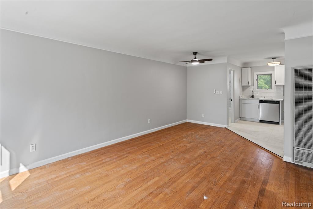 505 Main Street S, Clawson, MI — Photo 21
