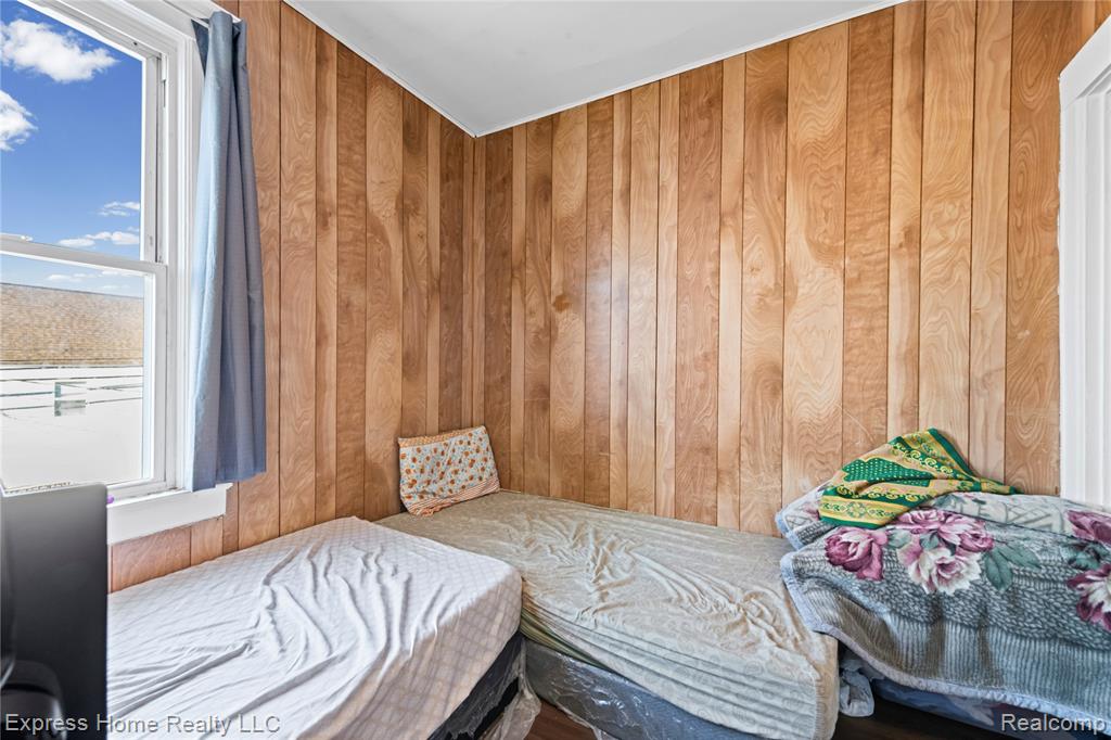3321 Holbrook Street, Hamtramck, MI 48212 — Photo 34