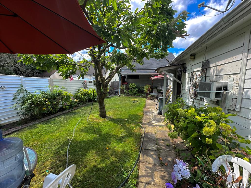 6222 Faust Avenue, Detroit, MI 48228 — Photo 16