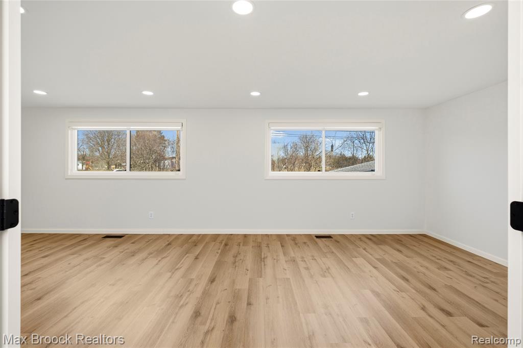 5316 CENTERBROOK Drive, West Bloomfield, MI — Photo 48