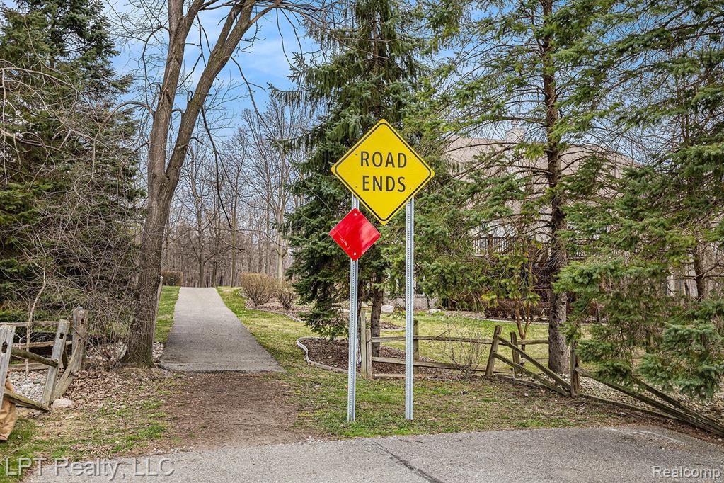 61867 WOODFIELD Way, Washington, MI — Photo 30