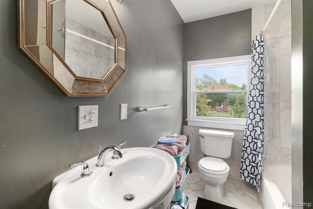 4214 Avery Street, Detroit, MI 48208 — Photo 14
