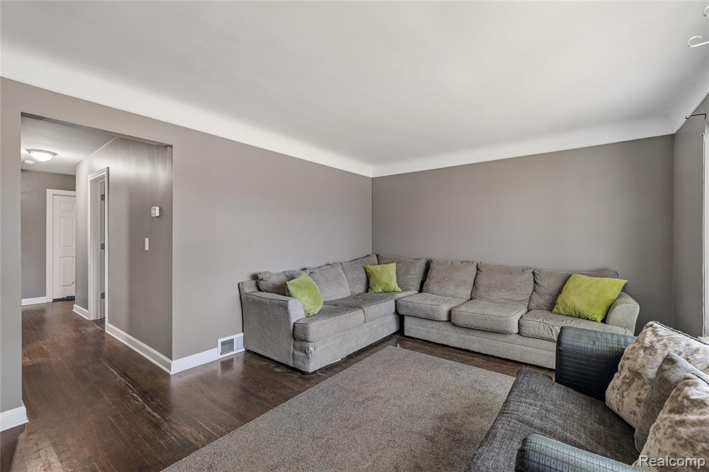 8131 Marian Street, Warren, MI 48093 — Photo 5