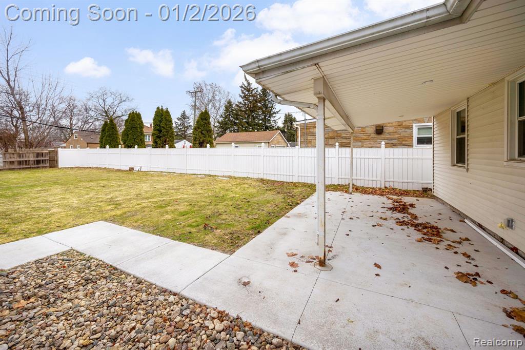 6731 Robinson Avenue, Allen Park, MI 48101 — Photo 8