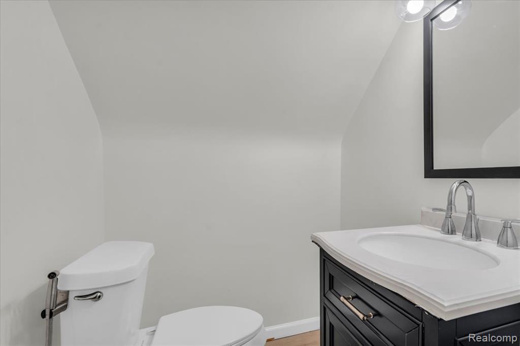 639 N Vernon Street, Dearborn, MI 48128 — Photo 13