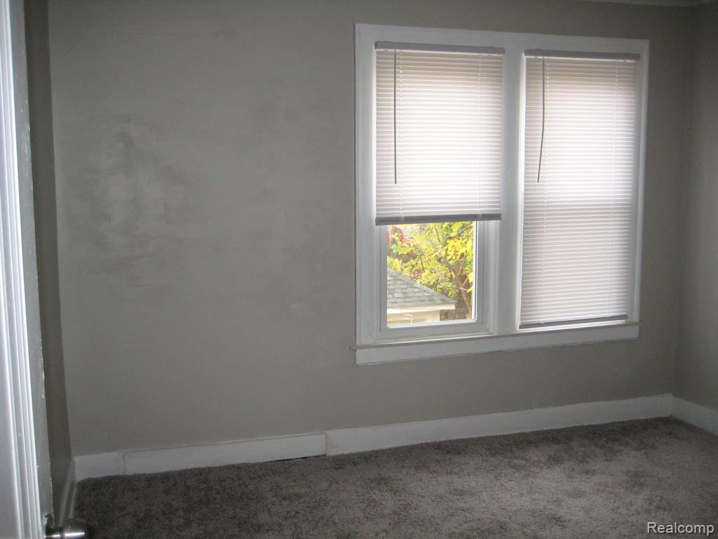 8066 NORMILE Street, Detroit, MI 48204 — Photo 35