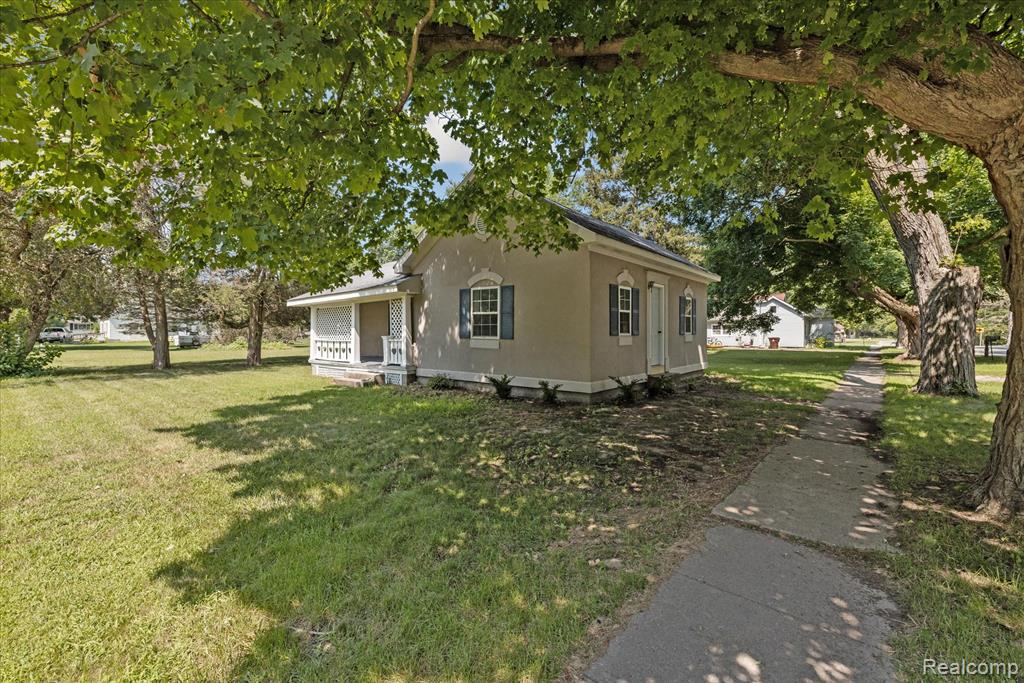 603 N Line Street, Chesaning, MI 48616 — Photo 3