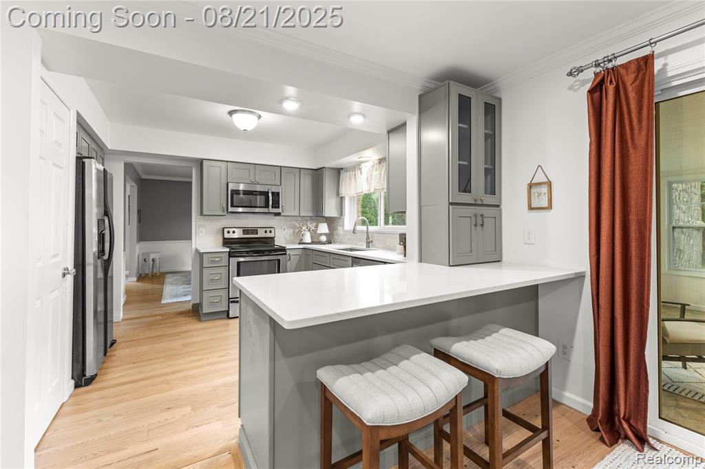 31472 Sunset Drive, Beverly Hills, MI 48025 — Photo 10