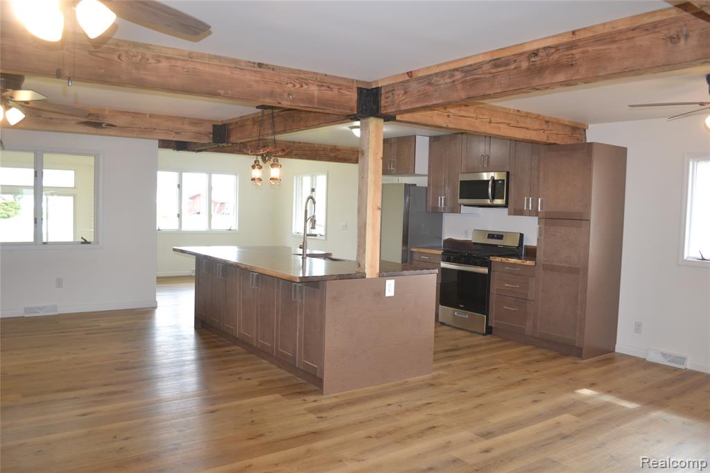 2216 E Bay Ridge Drive, Au Gres, MI 48703 — Photo 6