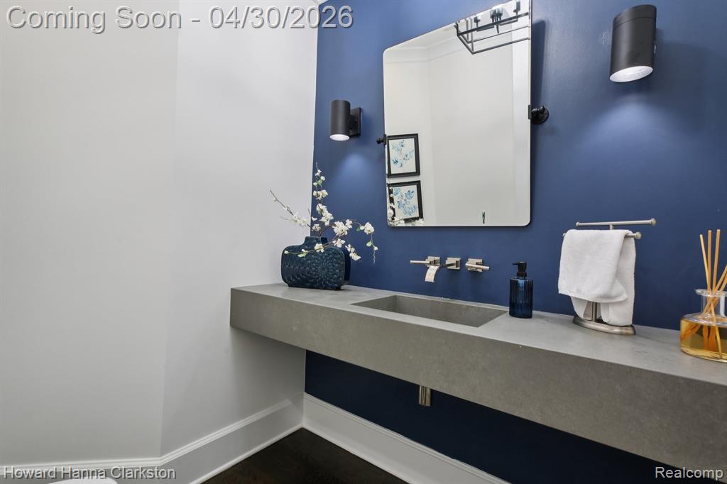 7651 Maple Ridge Court, Clarkston, MI — Photo 28