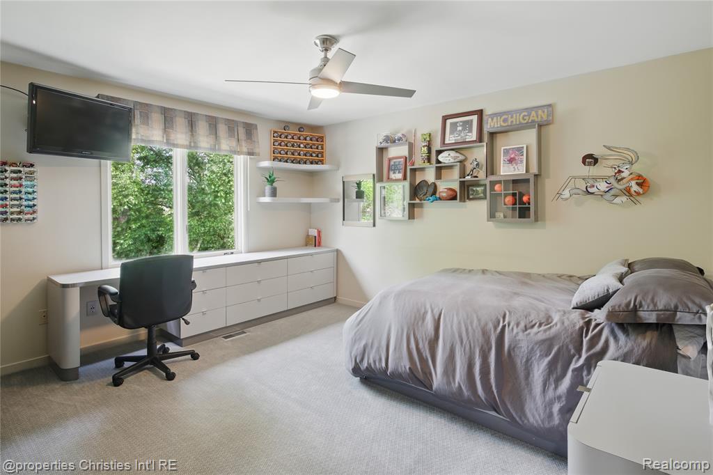 4713 Mada Court, West Bloomfield, MI — Photo 29