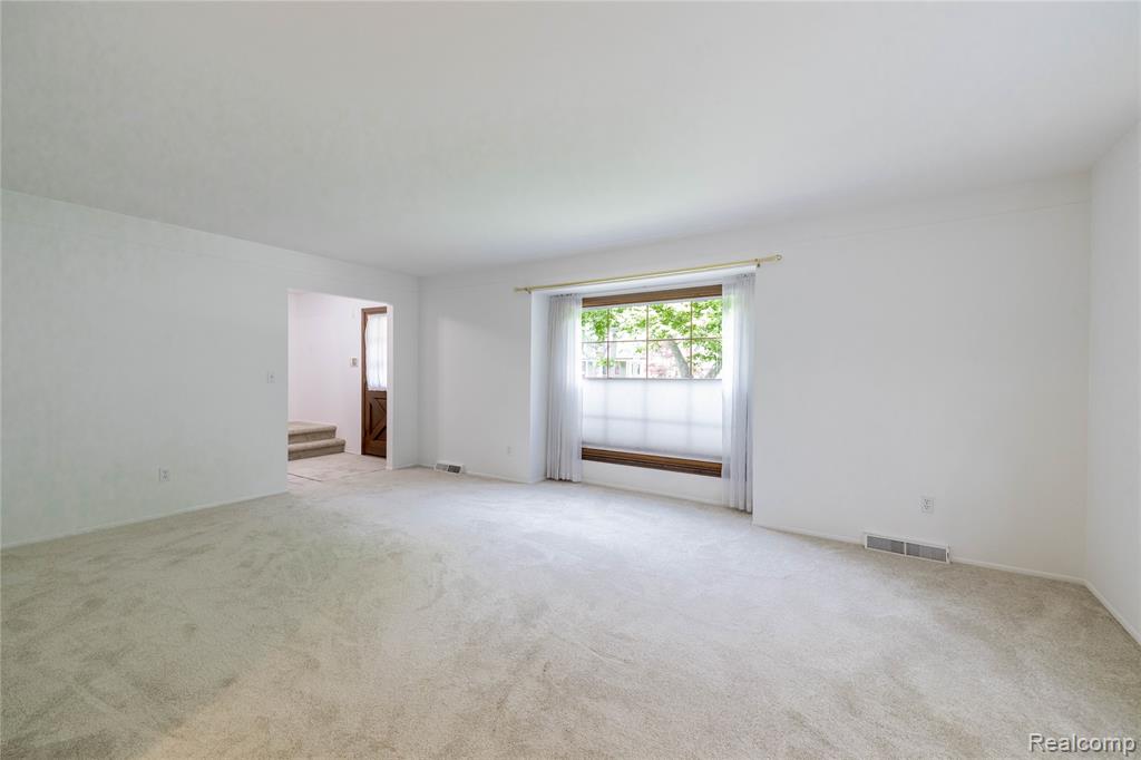 7611 Ferry Road, Grosse Ile, MI 48138 — Photo 21