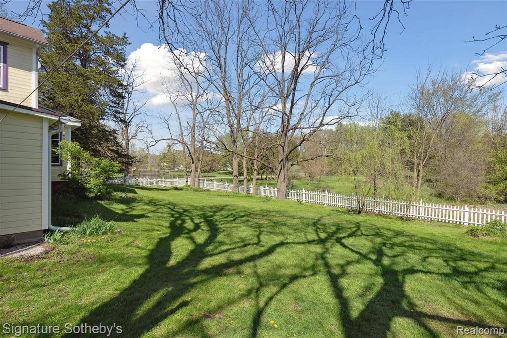 9827 KENNEDY Road, Munith, MI 49259 — Photo 71
