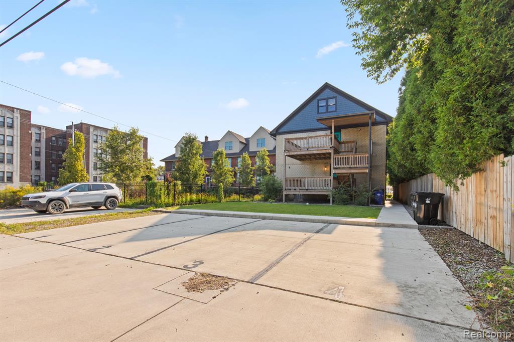 374 E Grand Boulevard, Detroit, MI 48207 — Photo 19