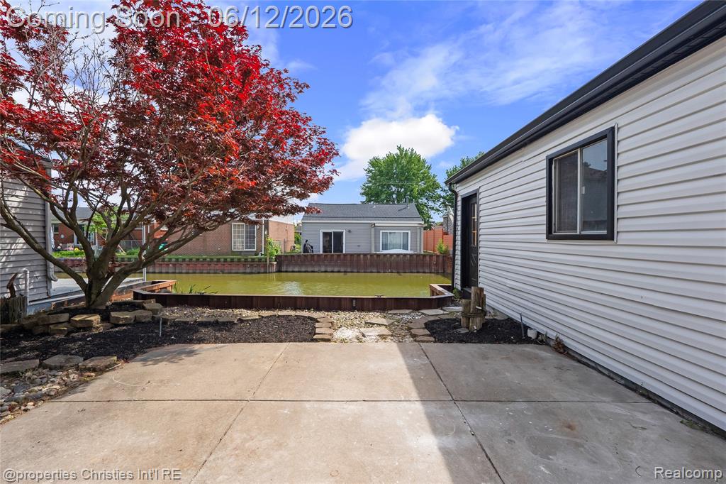 22502 Beach Street, Saint Clair Shores, MI 48081 — Photo 18