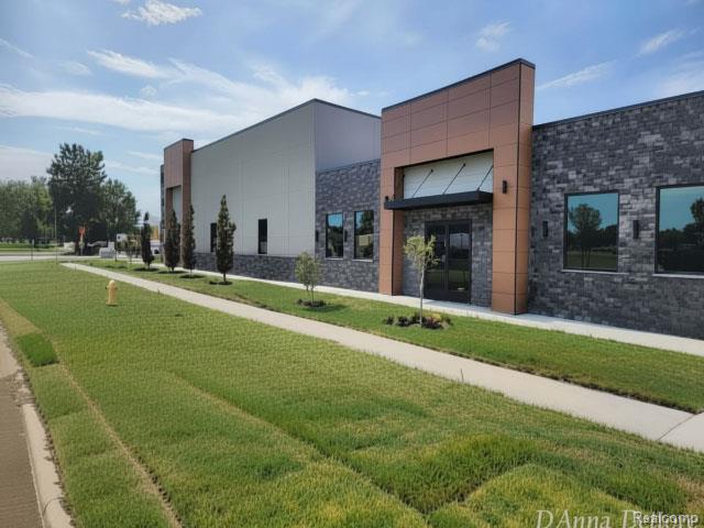 34001 Groesbeck Highway, Clinton Twp, MI 48035 — front exterior