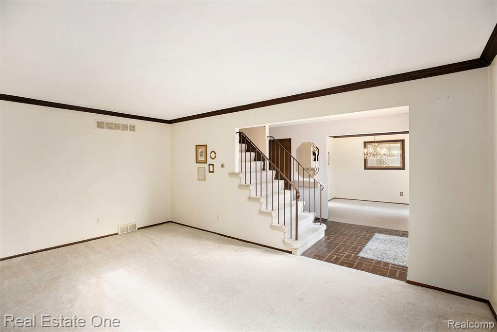 4423 Reilly Court, Troy, MI 48085 — Photo 4