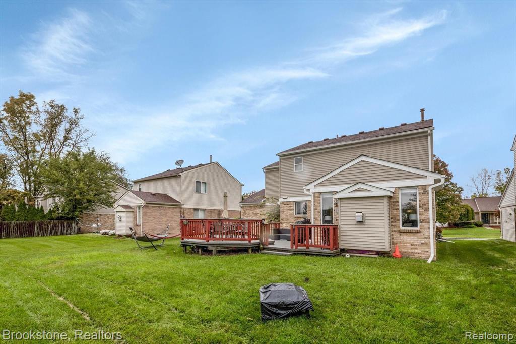 992 WILDWOOD LANE, Canton, MI 48188 — Photo 24