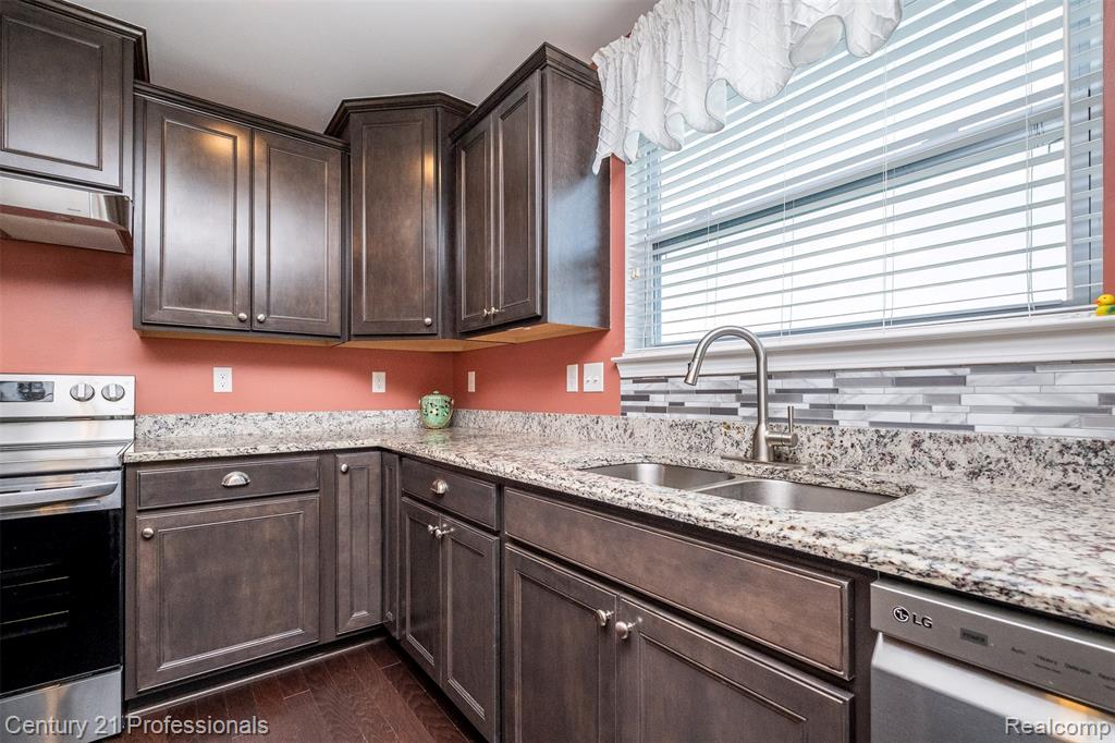 6755 Shula, Ypsilanti, MI 48197 — Photo 28