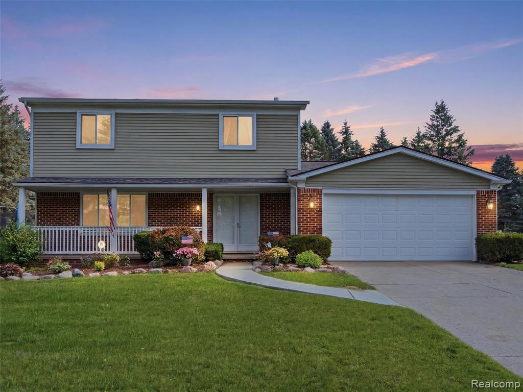 4040 Taggett Lake Drive, Highland, MI — front exterior