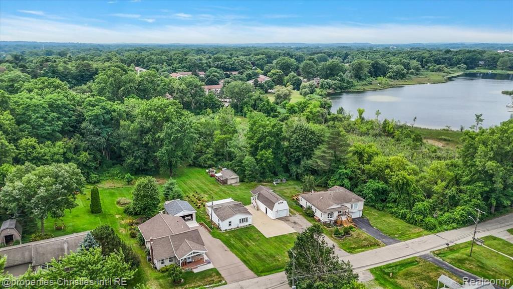87 N Roslyn Road, Waterford, MI 48328 — Photo 29