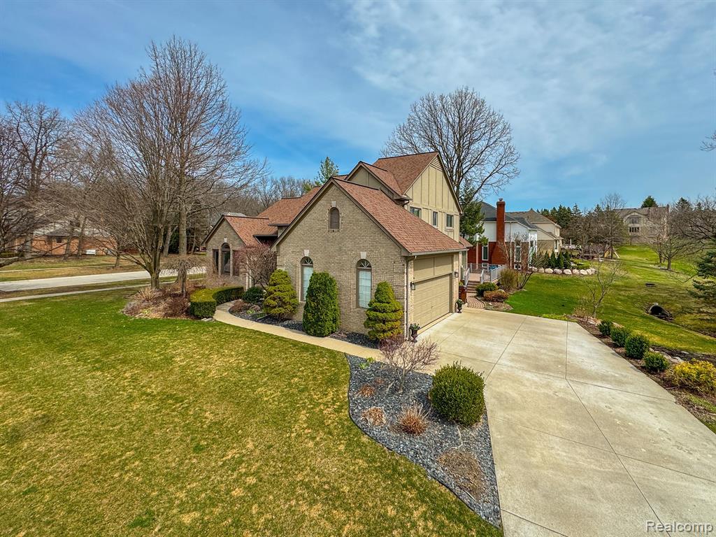 55884 PARKVIEW Drive, Shelby Twp, MI 48316 — Photo 47