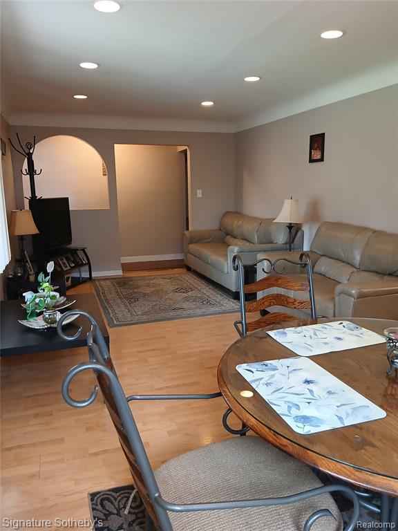 24670 Gardner Street, Oak Park, MI 48237 — Photo 6