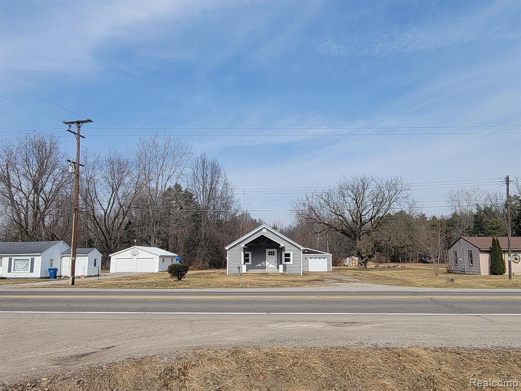 7064 W VIENNA Road, Clio, MI 48420 — Photo 8