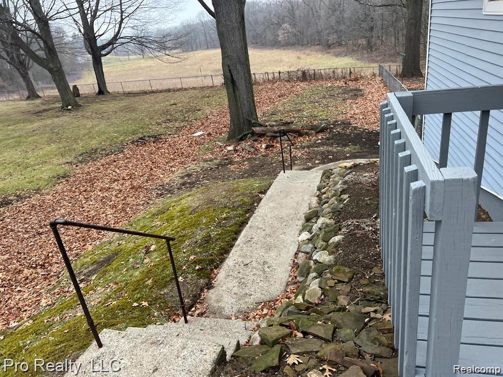 509 CREST Lane, Jonesville, MI 49250 — Photo 21