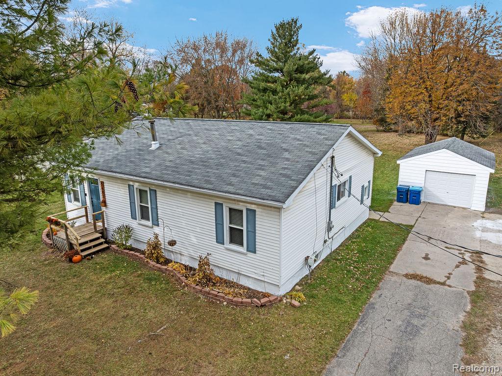5482 Grand Blanc Road, Swartz Creek, MI 48473 — Photo 35