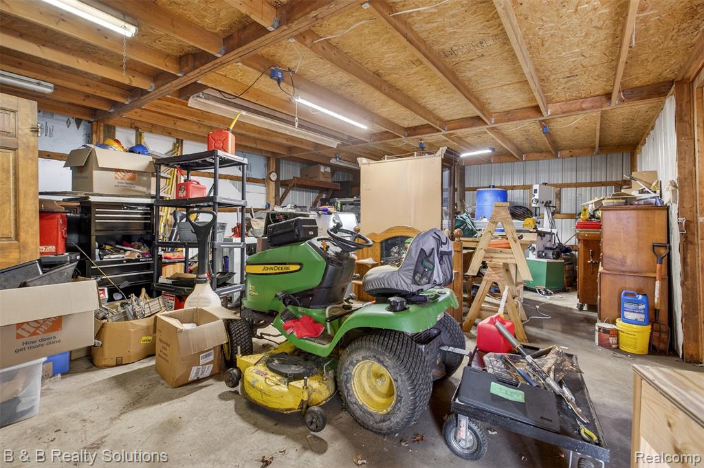 6946 Clifford Road, Marlette, MI 48453 — Photo 25