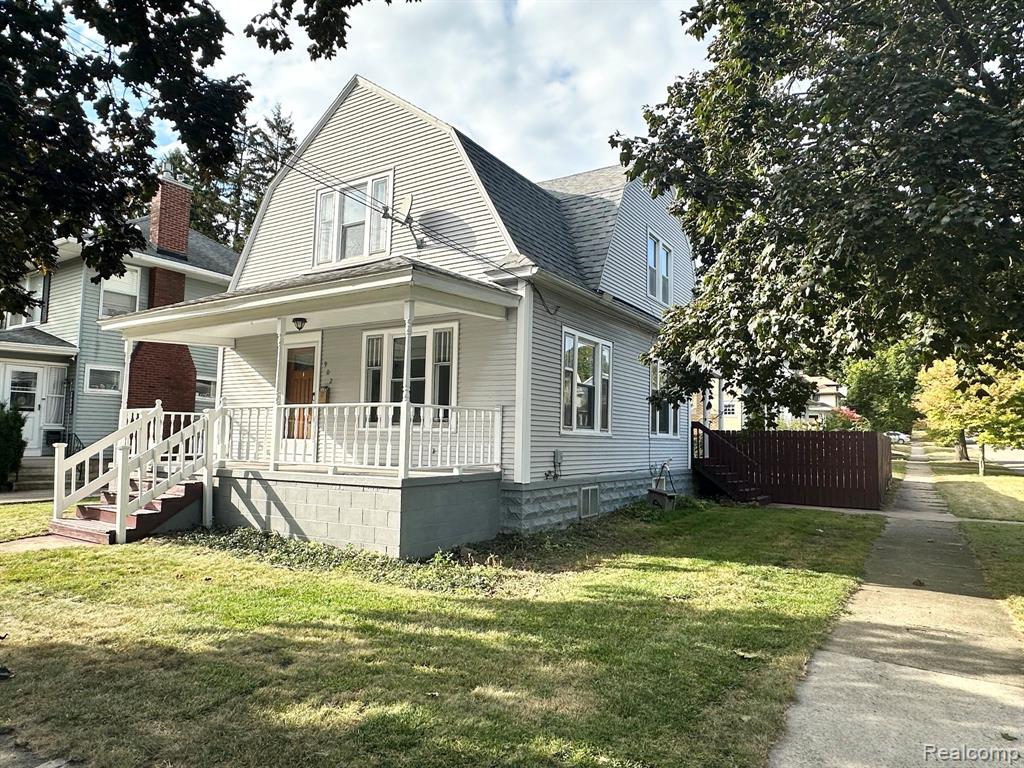 902 W Washington Avenue, Jackson, MI 49203 — Photo 2