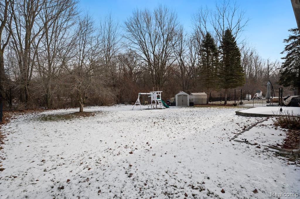 14917 BROOKSIDE Drive, Van Buren, MI 48111 — Photo 25