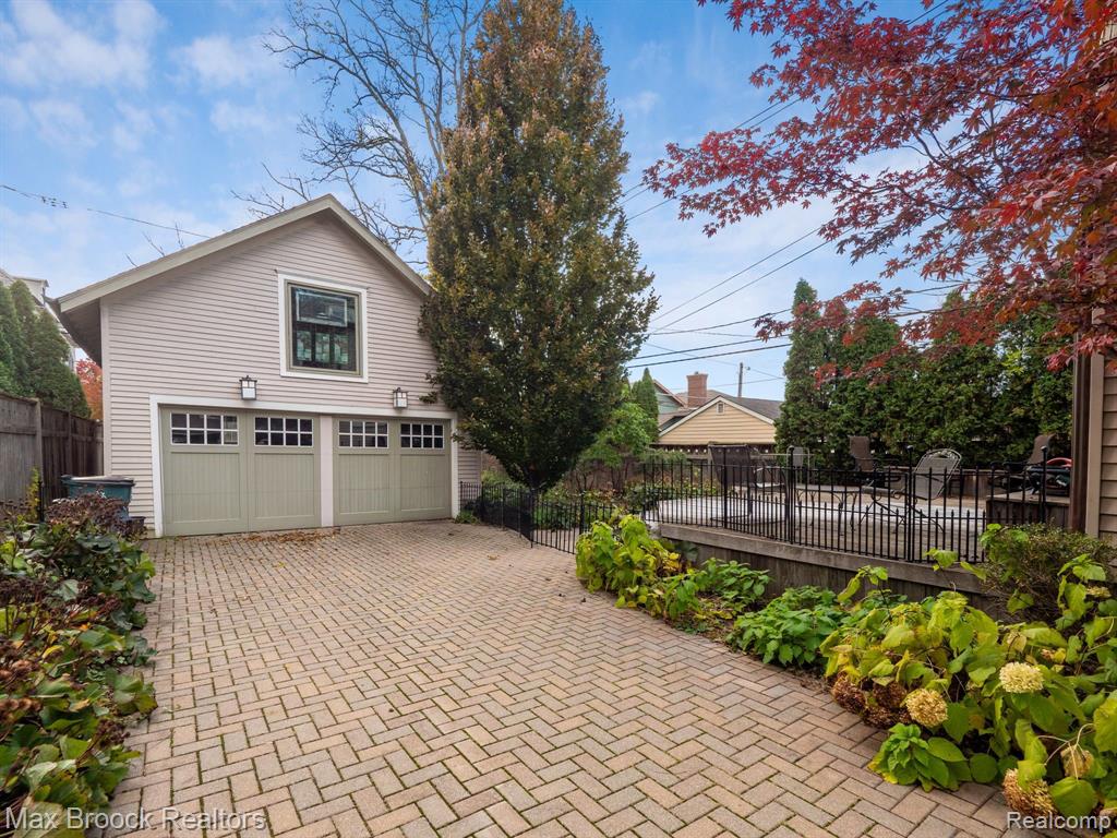 439 Park Street, Birmingham, MI 48009 — Photo 32