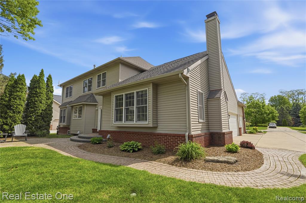 5097 Birkdale Drive, Commerce Twp, MI 48382 — Photo 38