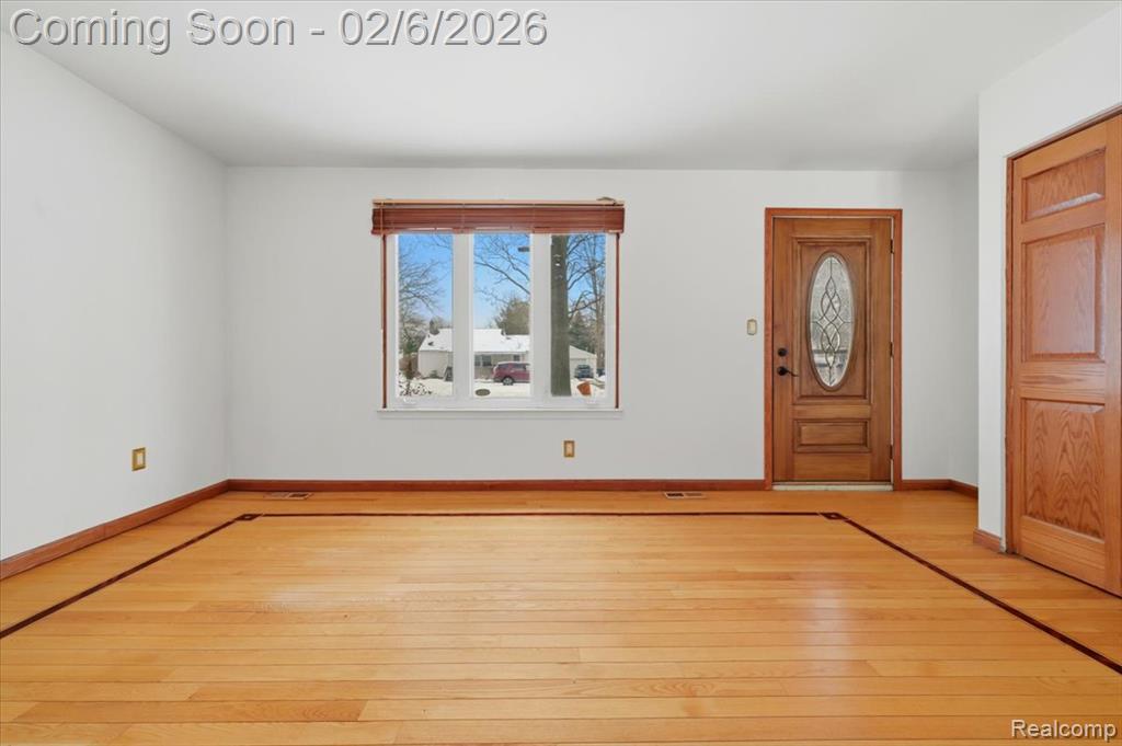 439 N Linville Street, Westland, MI — Photo 9