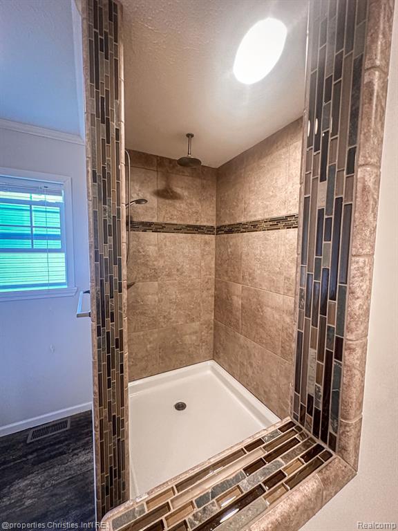 11201 SPRING ARBOR, South Lyon, MI 48178 — Photo 22