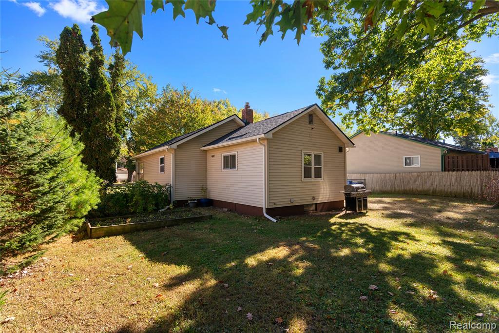 4209 Laforest Drive, Waterford, MI 48329 — Photo 26
