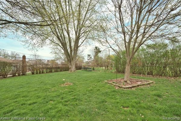 33954 Vista Way, Fraser, MI 48026 — Photo 20