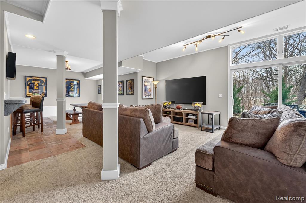 10384 Overhill Drive, Brighton, MI 48114 — Photo 33