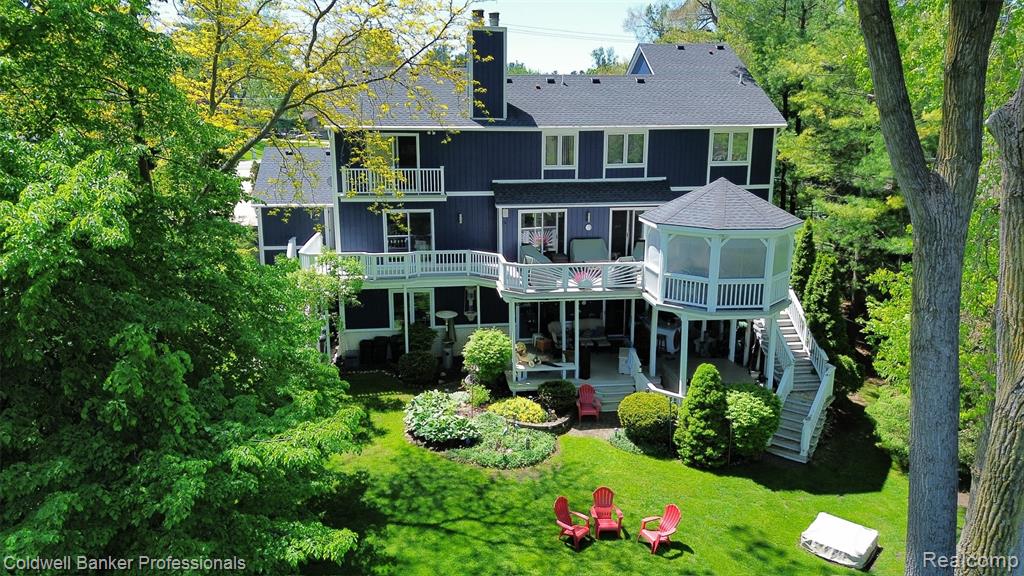 1977 E 40th Street, White Cloud, MI, 49349