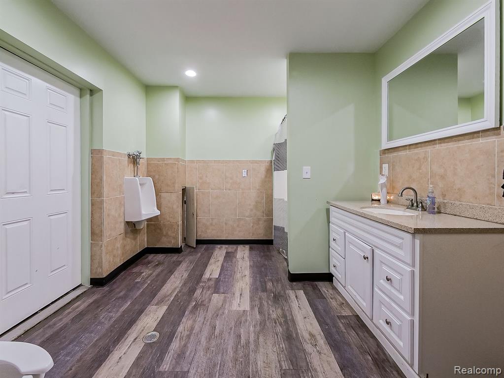 15735 SCHAEFER, Detroit, MI 48227 — Photo 14