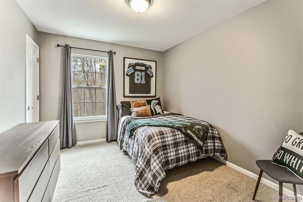 843 WESTHILLS Drive, South Lyon, MI 48178 — Photo 22