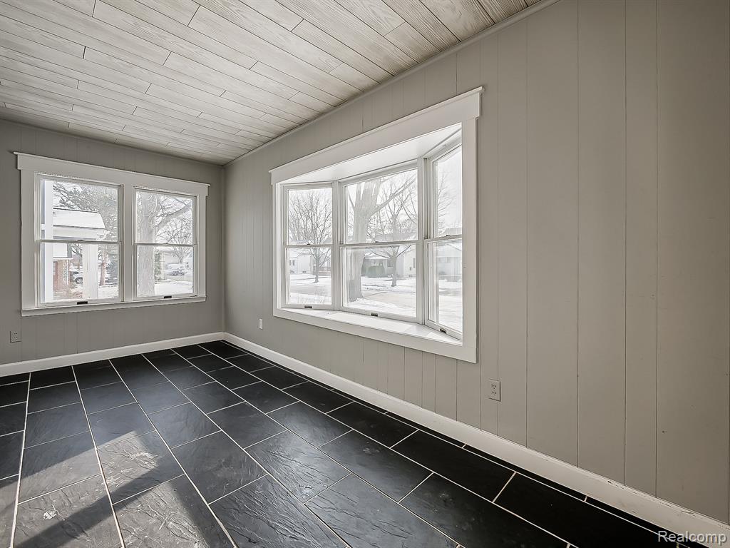 124 Leroy Avenue, Clawson, MI — Photo 15