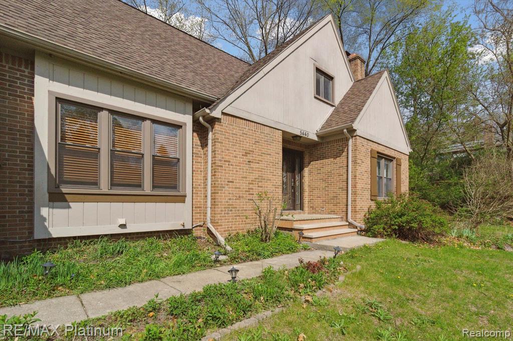 5440 BRADFORD Circle, Brighton, MI 48114 — Photo 42