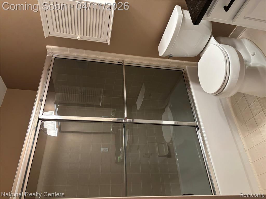 52242 Mitchell Lane, 18, Macomb, MI 48042 — Photo 2