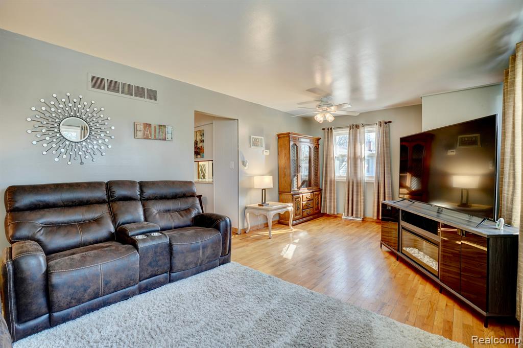 505 Balsam Drive, Davison, MI 48423 — Photo 13