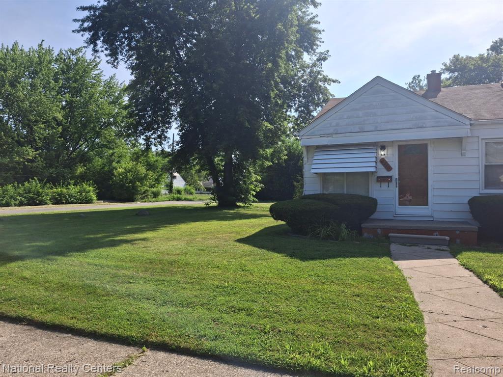 8310 Braile, Detroit, MI 48228 — Photo 6