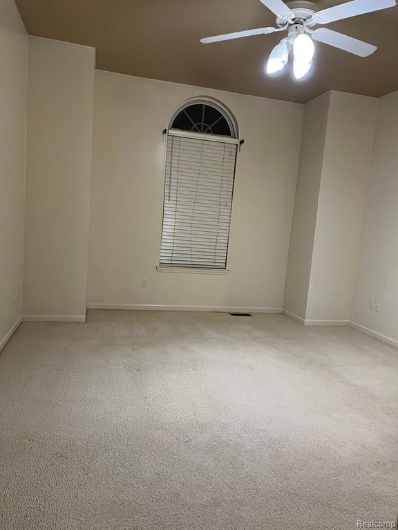 38255 SARATOGA Circle, Farmington Hills, MI 48331 — Photo 18