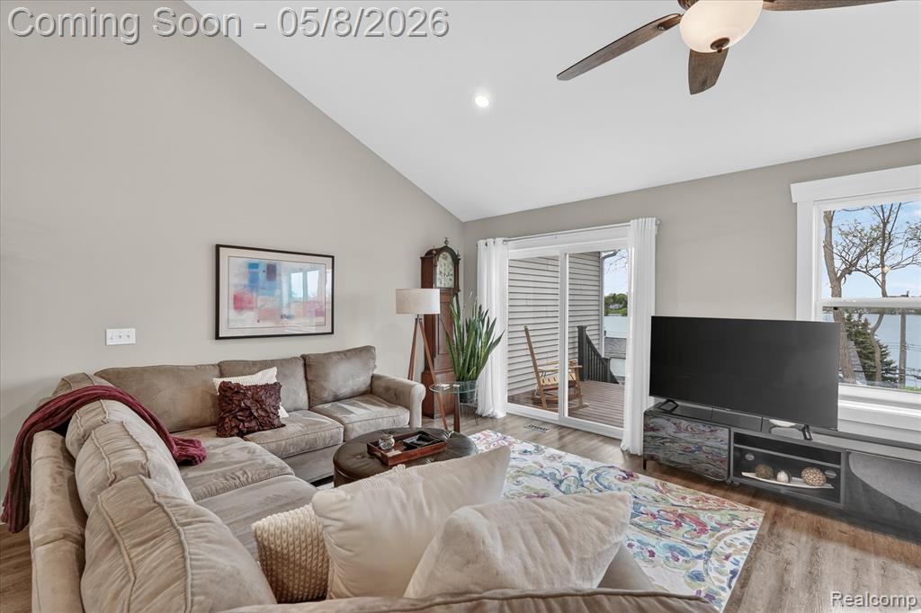 5847 Scenic Bluff Drive, 28, Brighton, MI 48116 — Photo 7